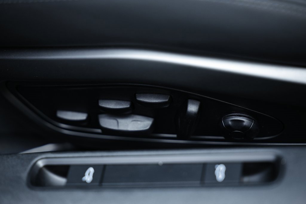 Used 2024 Porsche 911 Carrera T image 25