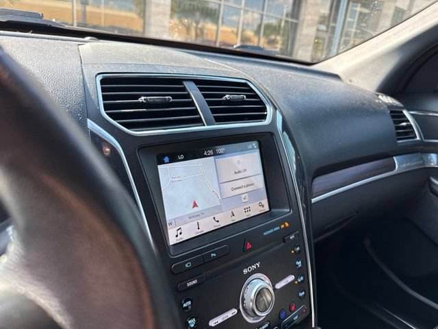 Used 2019 Ford Explorer Limited w/ Class III Trailer Tow Package FWD image 11