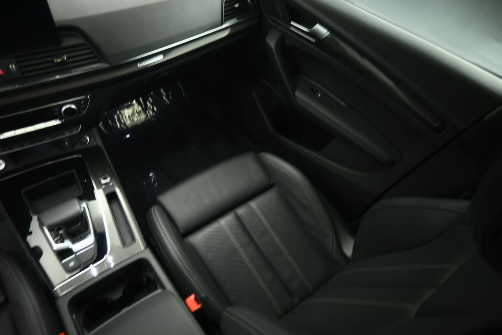 Used 2022 Audi SQ5 Premium Plus w/ Premium Plus Package AWD/4WD image 43