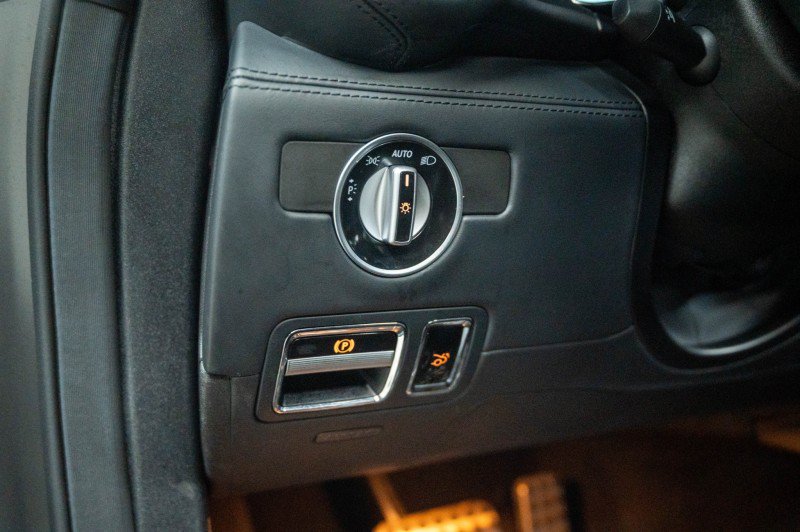Used 2020 Mercedes-Benz AMG GT R image 23