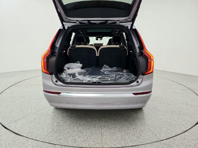 New 2026 Volvo XC90 B6 Plus w/ Protection Package AWD/4WD image 15