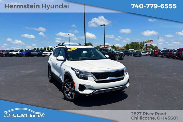 Used 2023 Kia Seltos EX AWD/4WD image 1