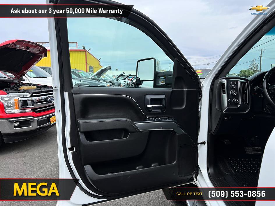 Used 2014 Chevrolet Silverado 1500 LT AWD/4WD image 22