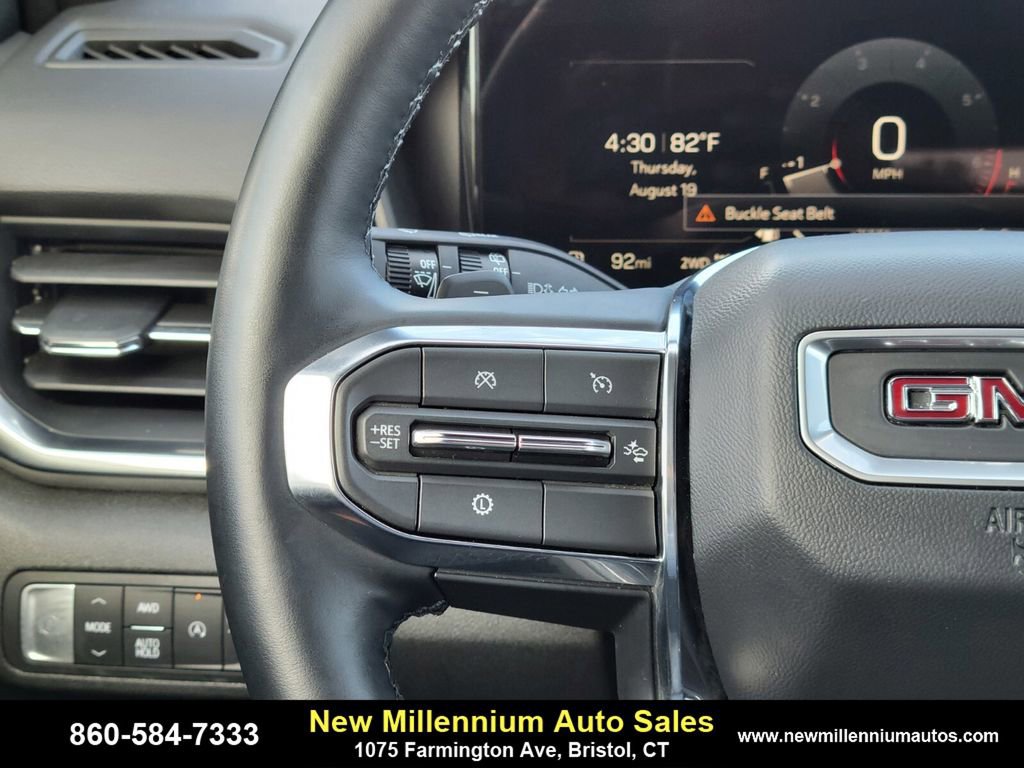 Used 2025 GMC Terrain Elevation image 23