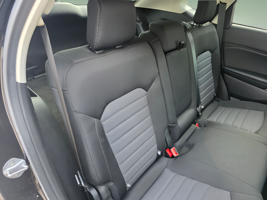 Used 2023 Ford Edge SE AWD/4WD image 26