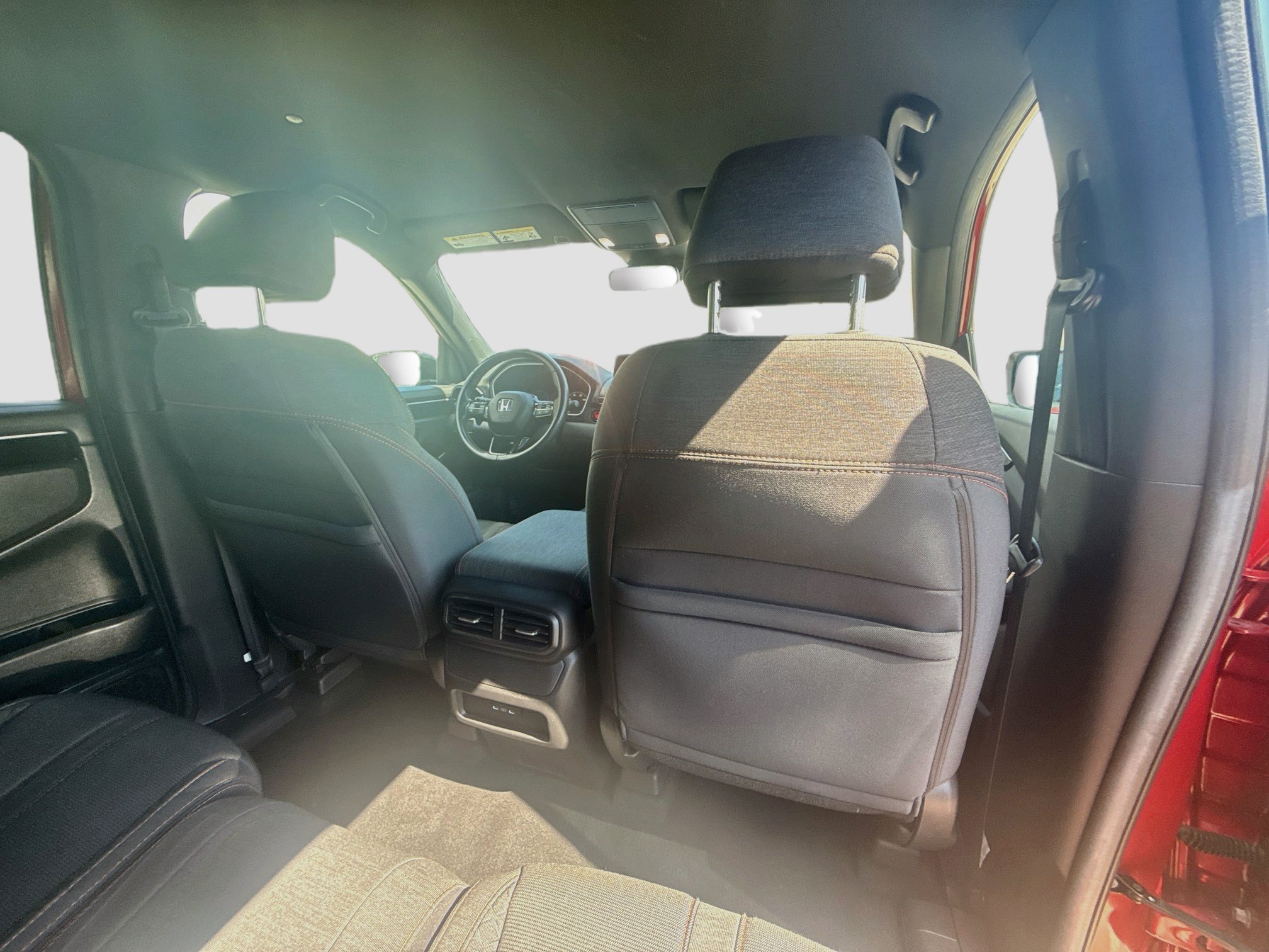Used 2025 Honda Pilot Sport image 29