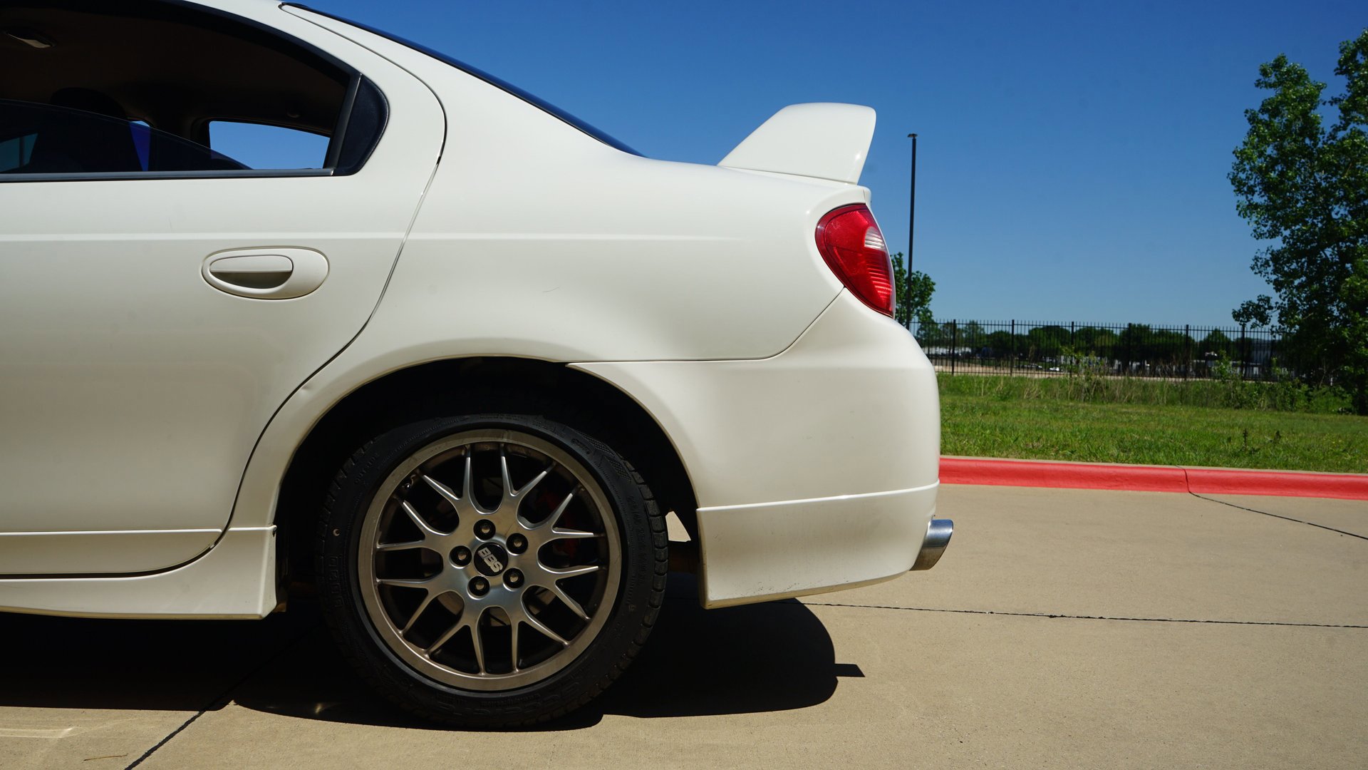 Used 2005 Dodge Neon w/ Competition Group image 38