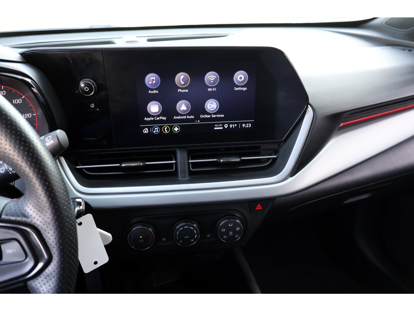 Used 2024 Chevrolet Trax RS FWD image 22
