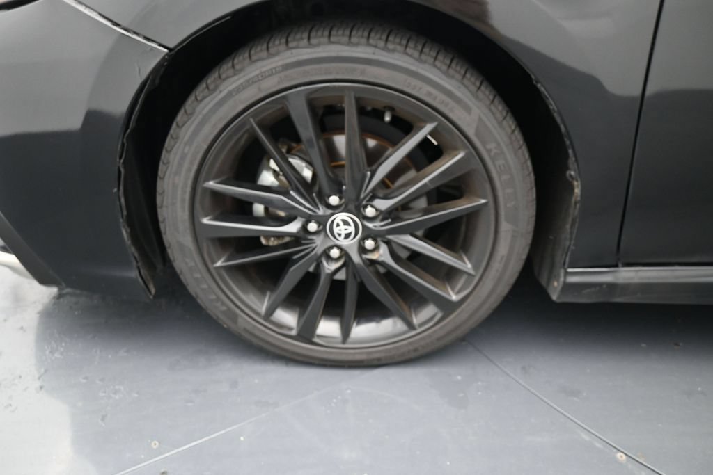 Used 2023 Toyota Camry XSE FWD image 12