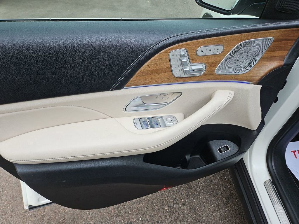 Used 2021 Mercedes-Benz GLS 450 4MATIC image 12