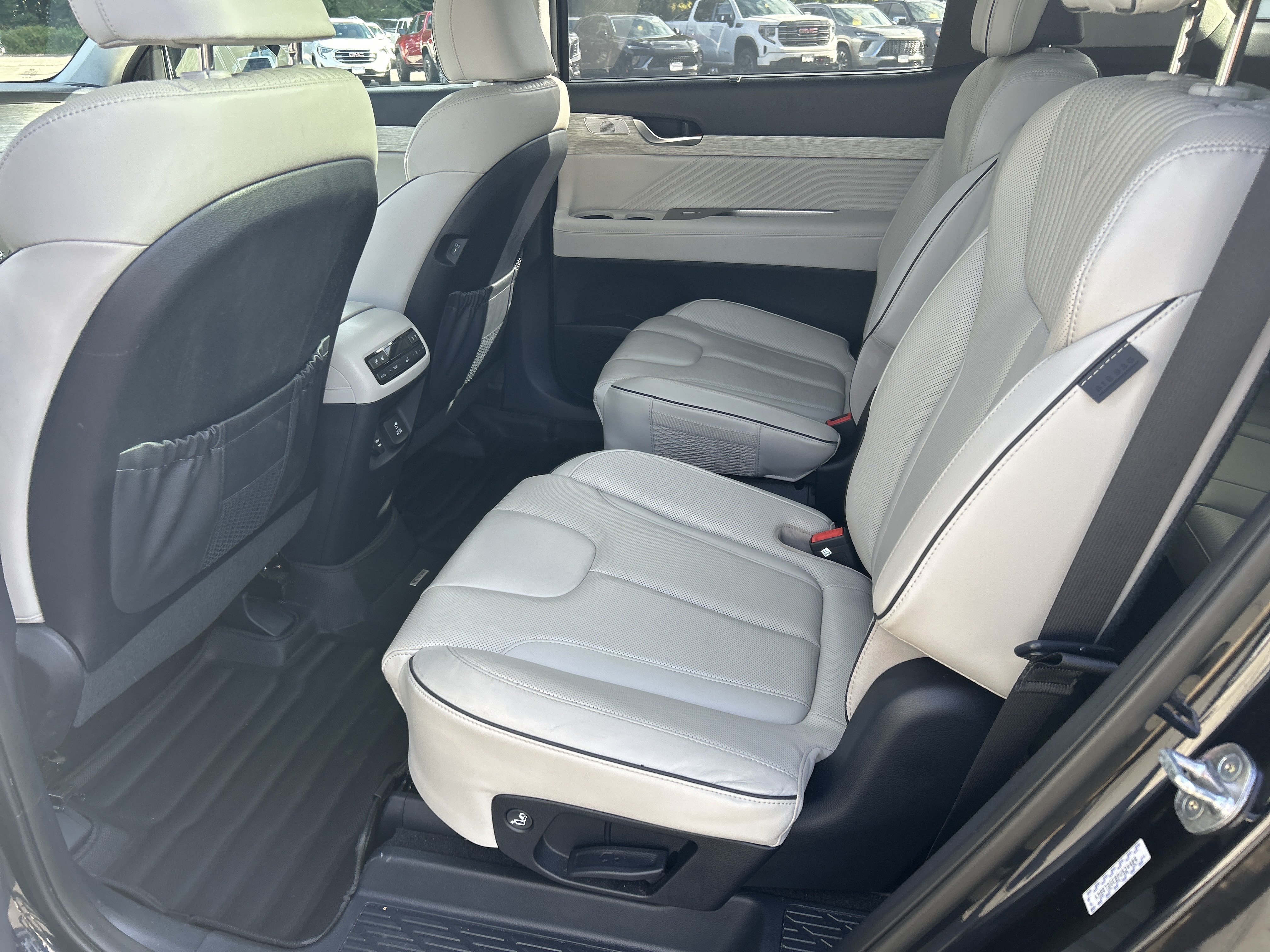 Used 2023 Hyundai Palisade Calligraphy AWD/4WD image 24