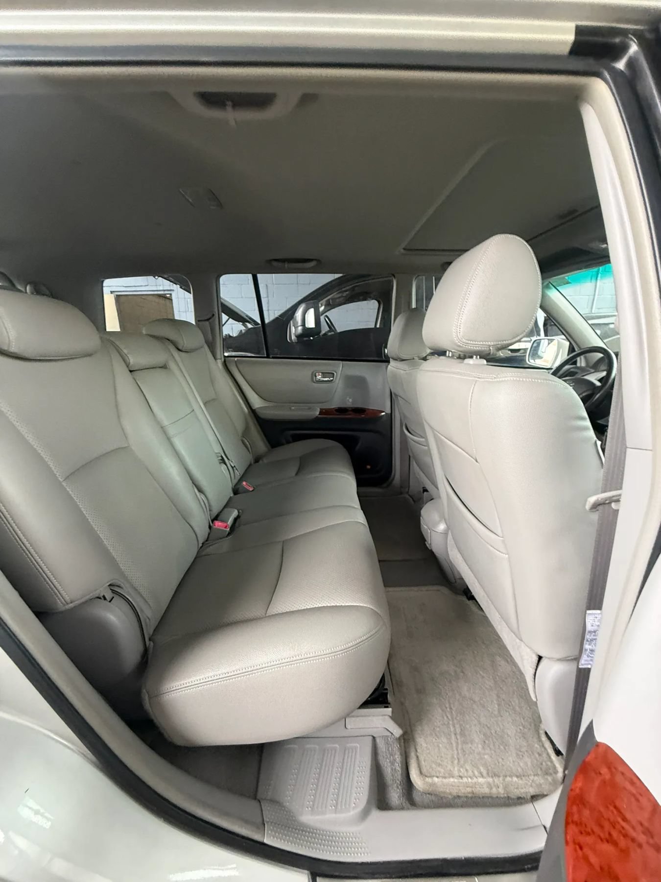 Used 2004 Toyota Highlander Limited FWD image 17