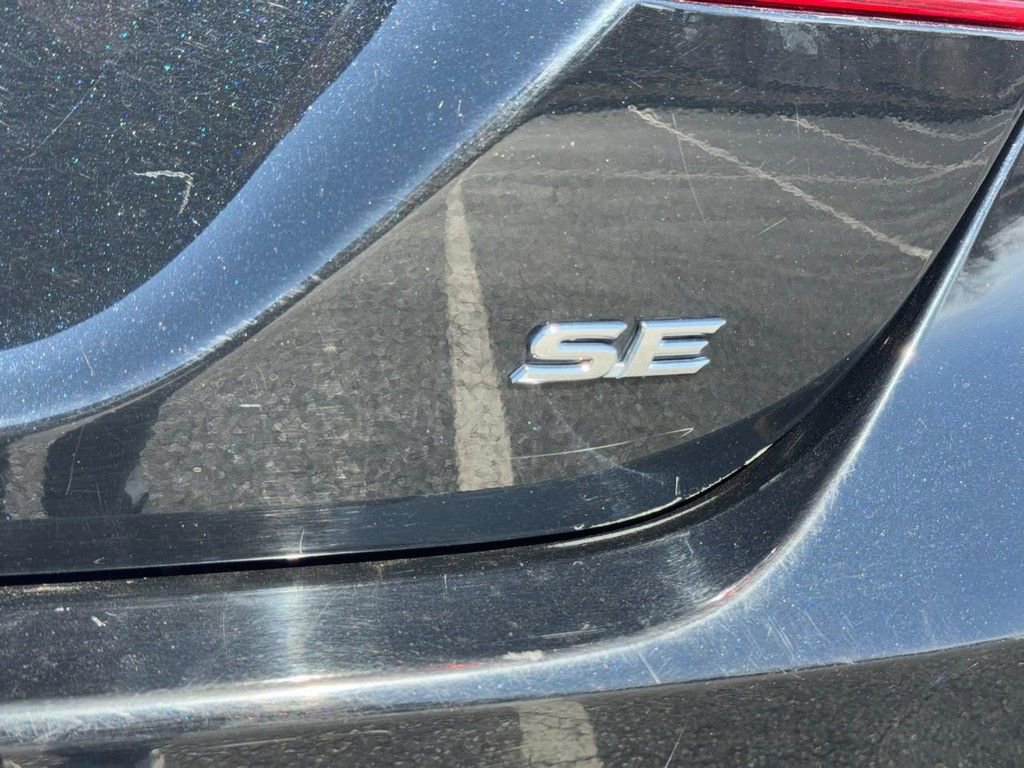 Certified 2024 Toyota Camry SE image 4