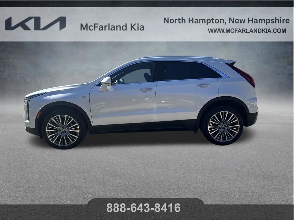 Used 2025 Cadillac XT4 Premium Luxury image 4