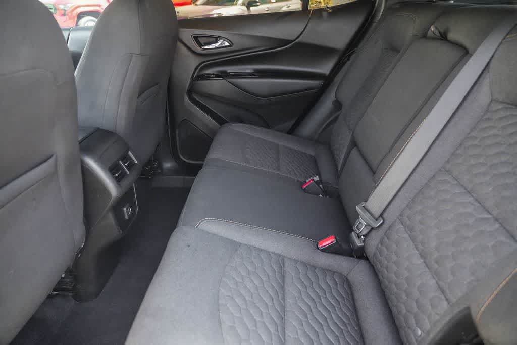 Used 2021 Chevrolet Equinox LT FWD image 18