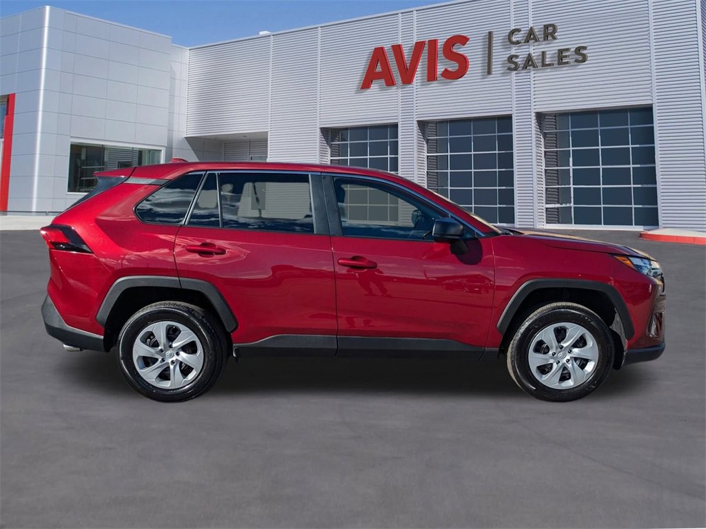 Used 2025 Toyota RAV4 LE image 5