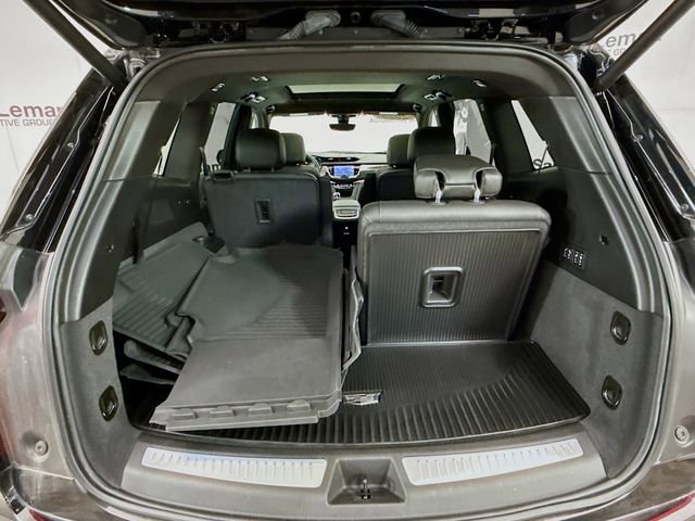 Used 2025 Cadillac XT6 Premium Luxury w/ Technology Package image 30