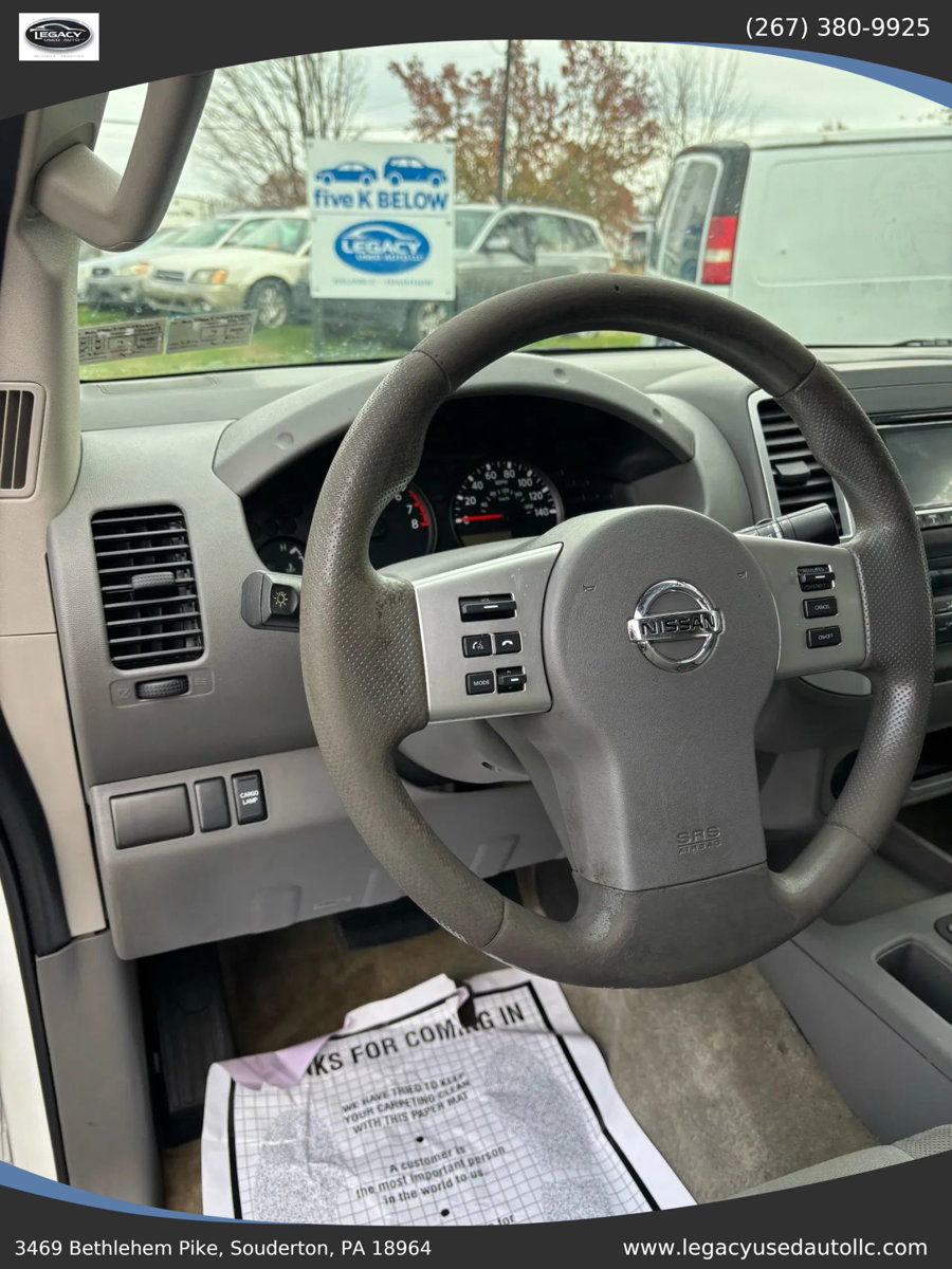 Used 2017 Nissan Frontier S image 27