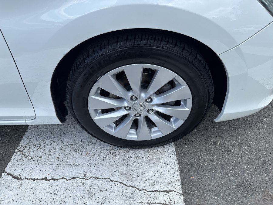 Used 2014 Honda Accord EX-L image 12