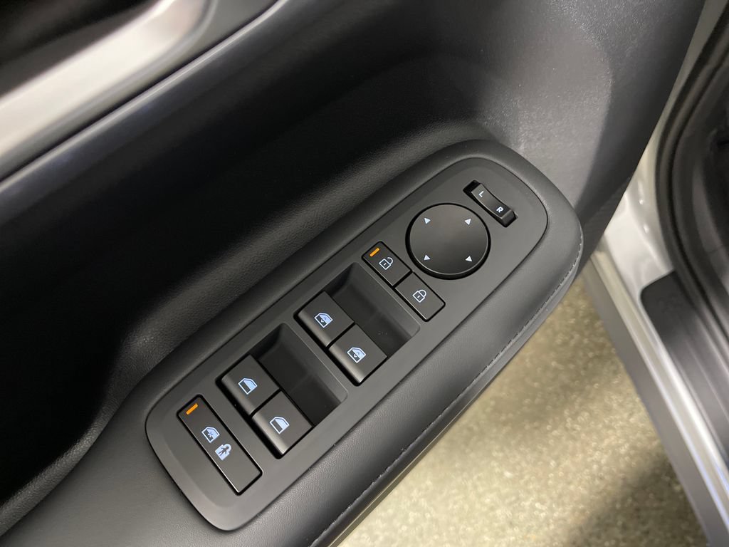 New 2026 Hyundai Santa Fe SEL FWD image 18