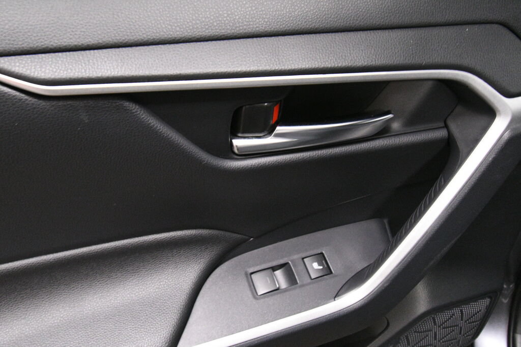 Used 2023 Toyota RAV4 SE w/ Weather & Moonroof Package AWD/4WD image 23