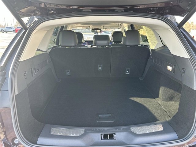 Used 2024 Lincoln Nautilus Reserve w/ Equipment Group 202A image 27