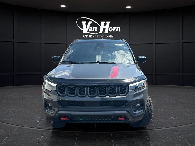 Used 2024 Jeep Compass Trailhawk w/ Trailhawk Elite Group AWD/4WD image 2
