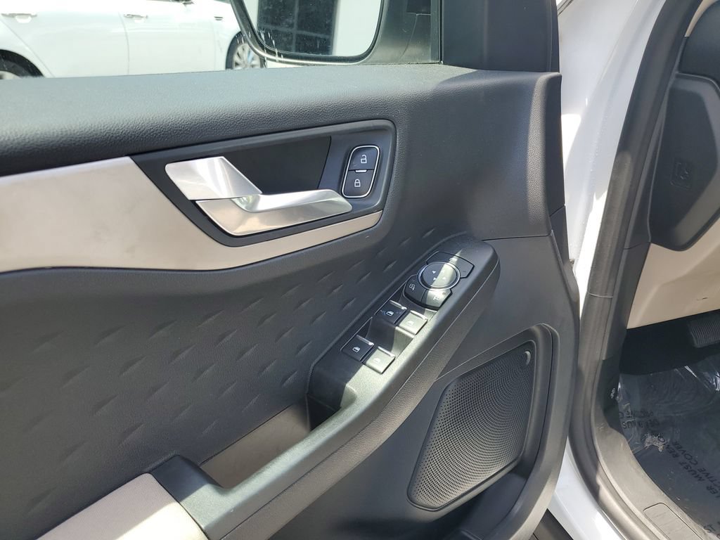 Used 2020 Ford Escape SE Sport FWD image 20