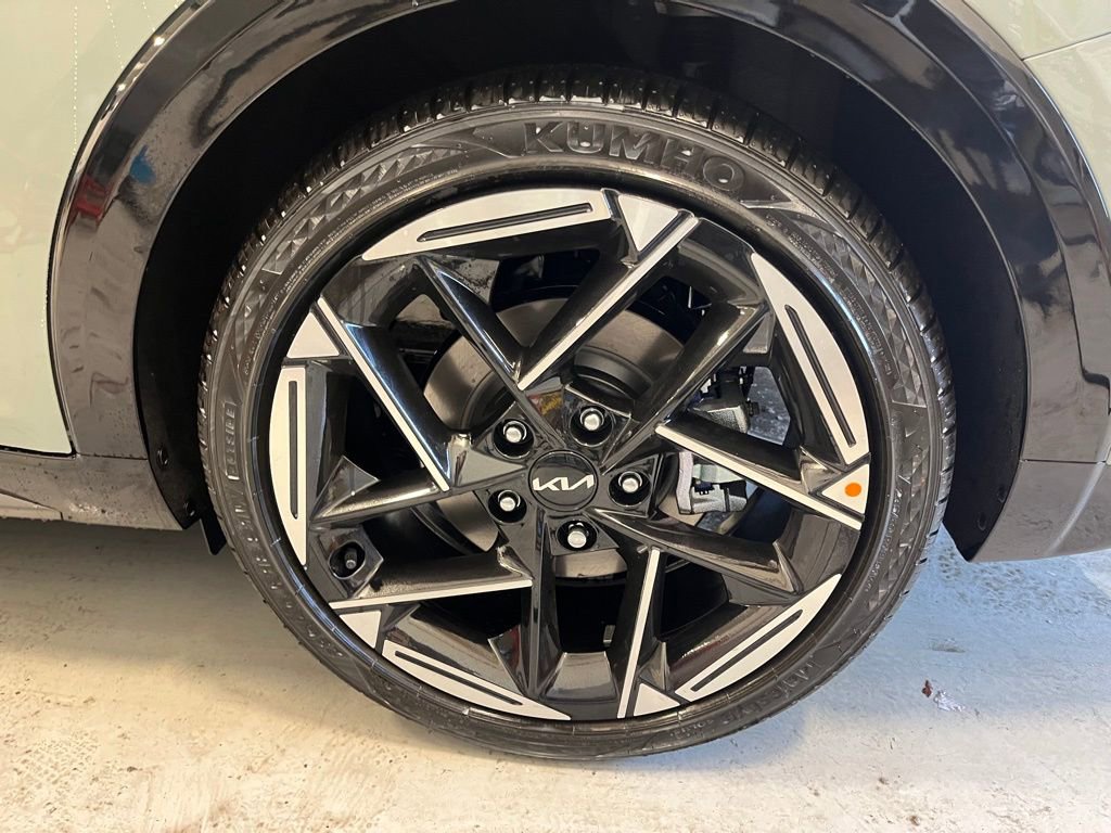 Used 2025 Kia K4 GT-Line w/ GT-Line Sunroof Package FWD image 8
