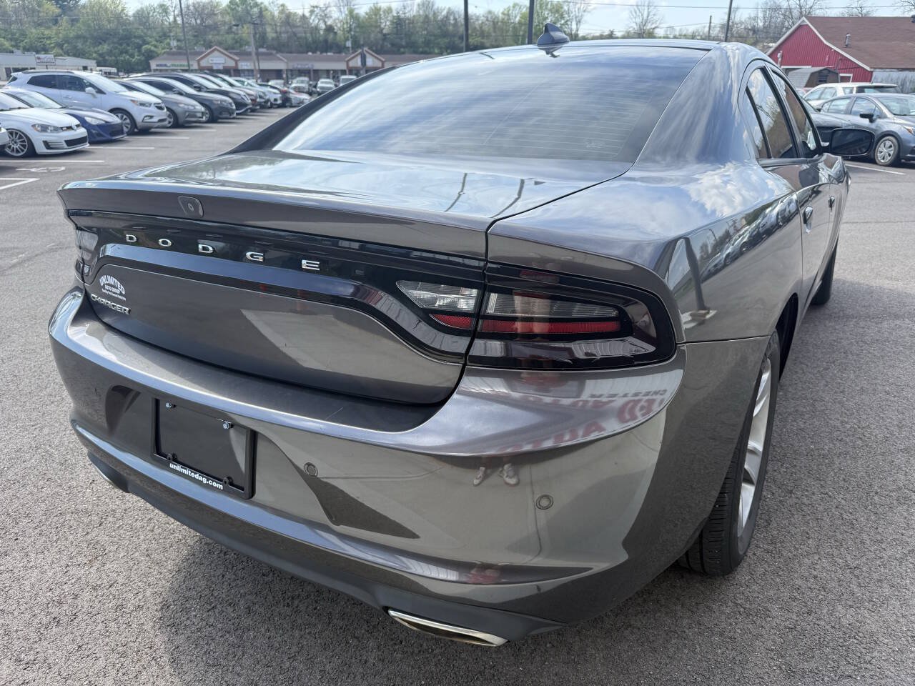 Used 2018 Dodge Charger SXT Plus RWD image 8