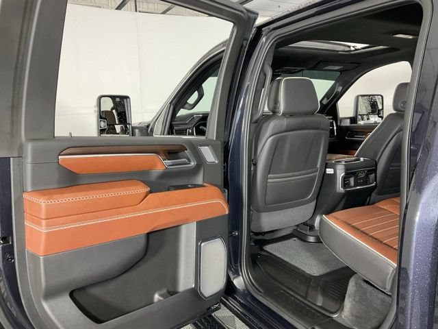 Used 2024 GMC Sierra 2500 Denali Ultimate w/ Max Trailering Package AWD/4WD image 34