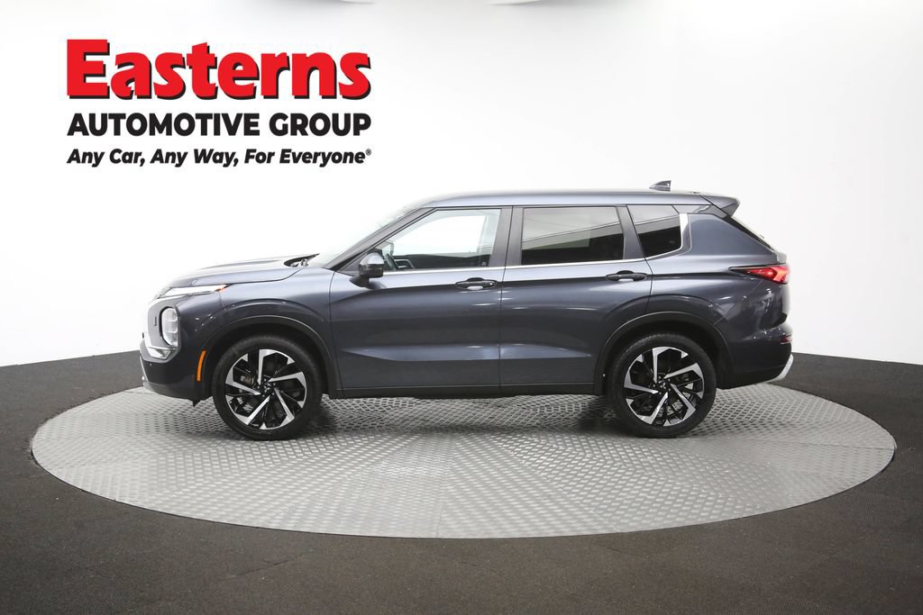 Used 2024 Mitsubishi Outlander SE AWD/4WD image 59