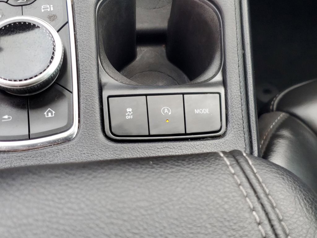 Used 2024 Cadillac XT4 Premium Luxury image 27