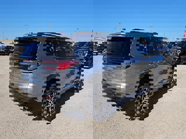 New 2026 GMC Acadia AT4 w/ LPO, Floor Liner Package image 5