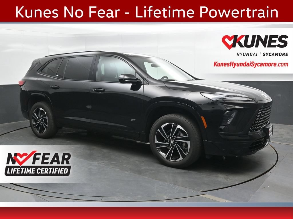 Used 2025 Buick Enclave Sport Touring AWD/4WD image 1