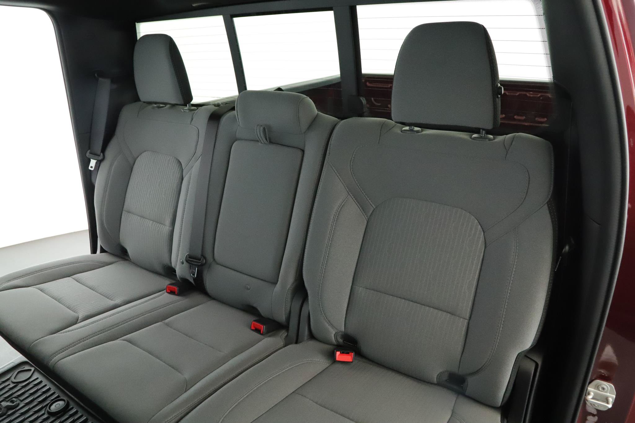 Used 2024 RAM 1500 Big Horn AWD/4WD image 5