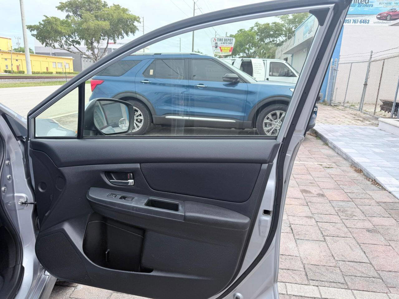 Used 2013 Subaru Crosstrek 2.0i Premium image 21