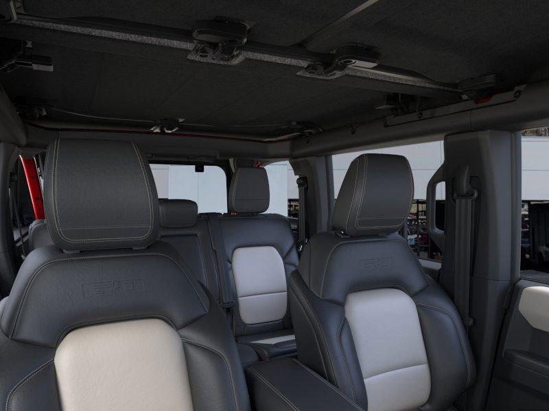 New 2026 Ford Bronco Outer Banks w/ Sasquatch Package image 12