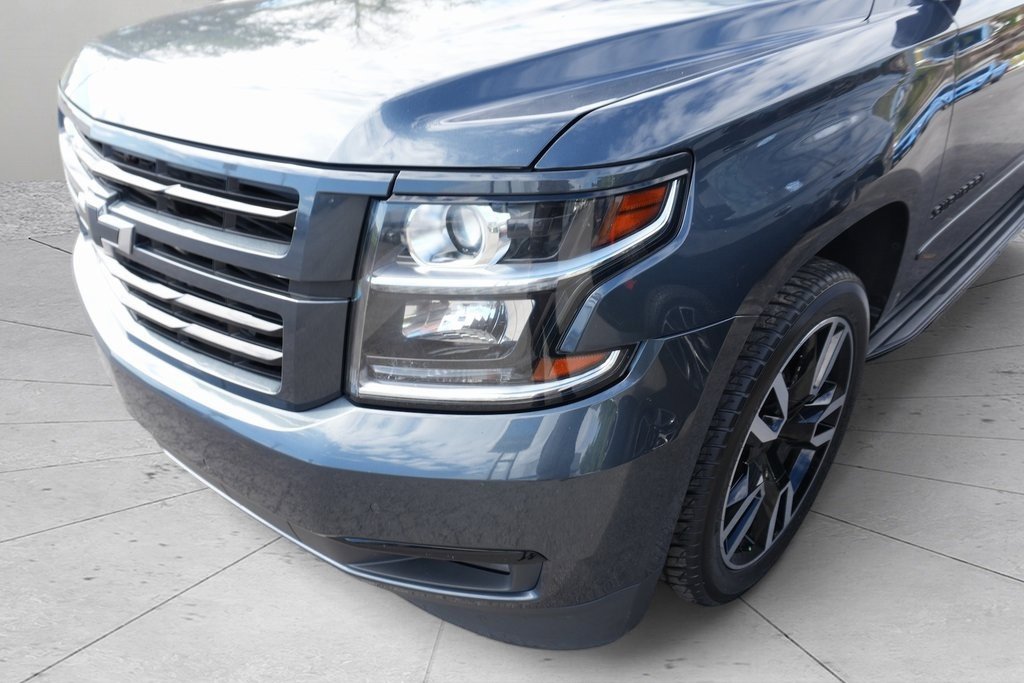 Used 2020 Chevrolet Suburban Premier w/ Premier 6.2L Value Package image 12