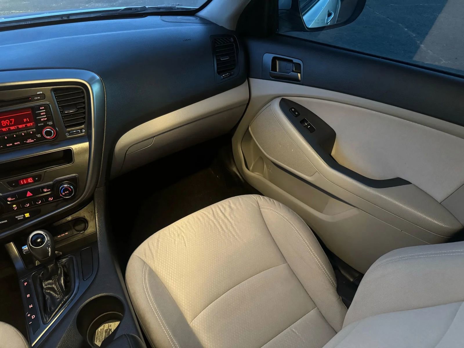 Used 2013 Kia Optima LX image 23
