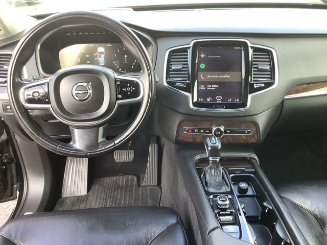 Used 2016 Volvo XC90 T6 Momentum w/ Momentum Plus Package image 11