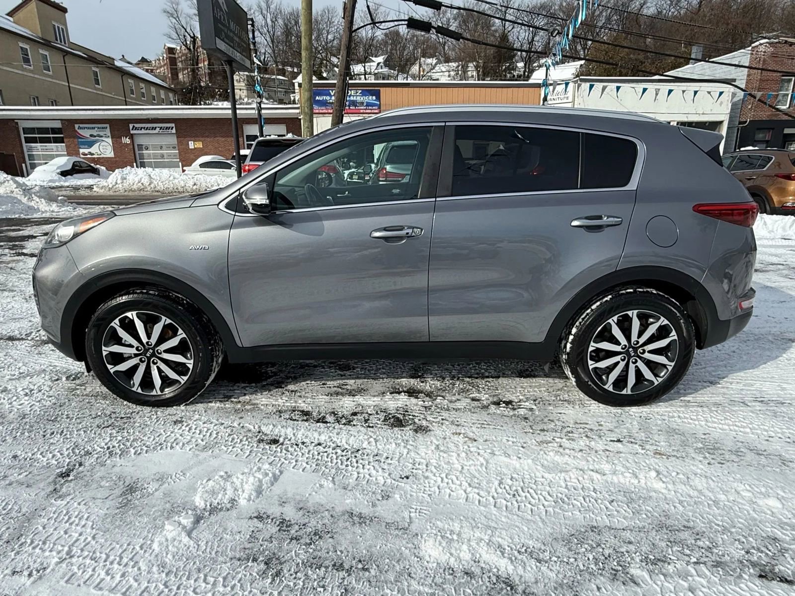 Used 2017 Kia Sportage EX w/ EX Premium Package image 4