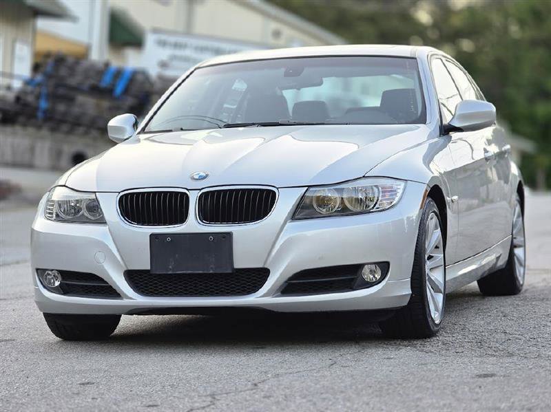 Used 2009 BMW 328i Sedan RWD image 16