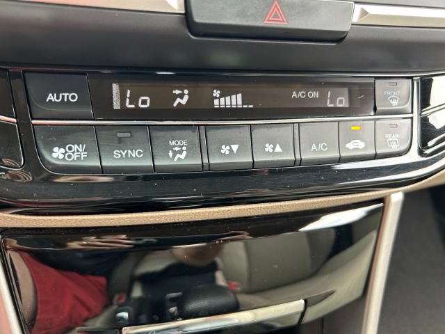 Used 2017 Honda Accord LX image 17