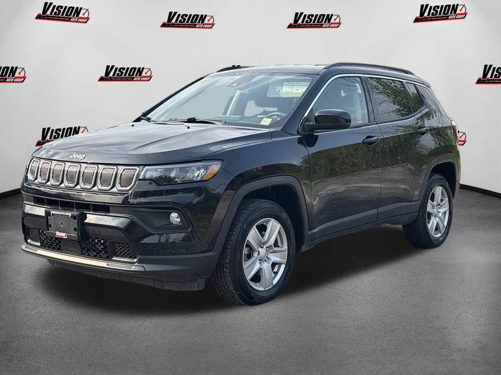 Used 2022 Jeep Compass Latitude w/ Convenience Group AWD/4WD image 1