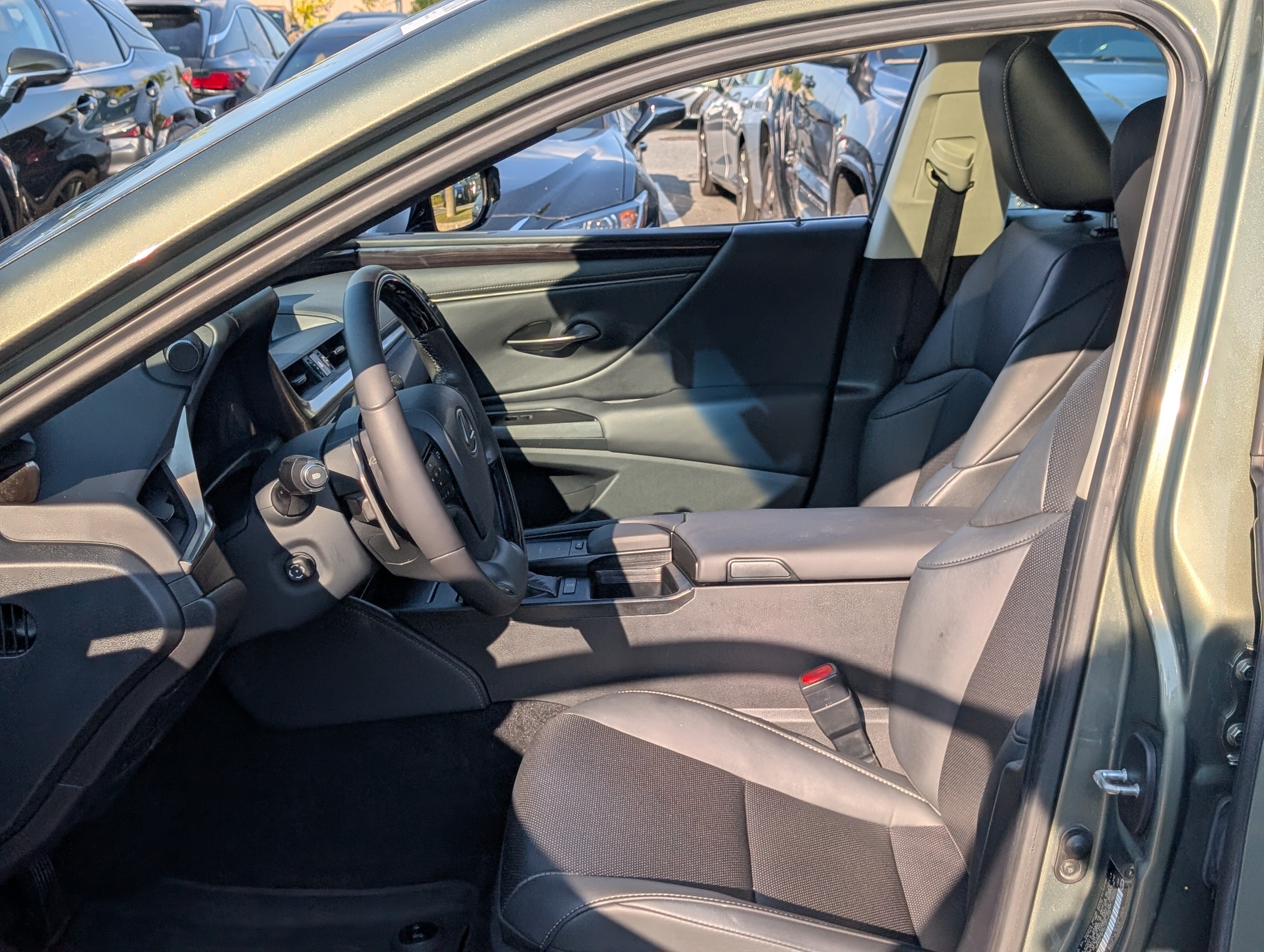 Used 2020 Lexus ES 350 w/ Premium Package FWD image 15