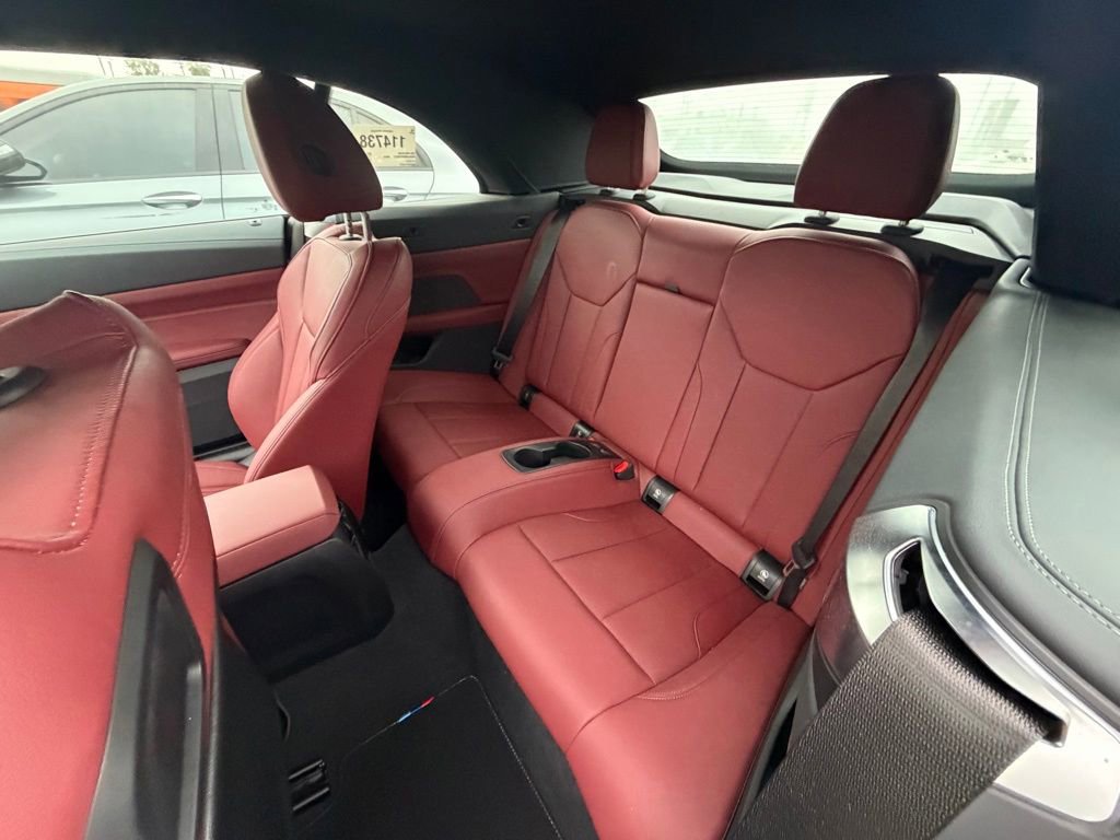 Used 2025 BMW M440i Convertible w/ Premium Package image 8