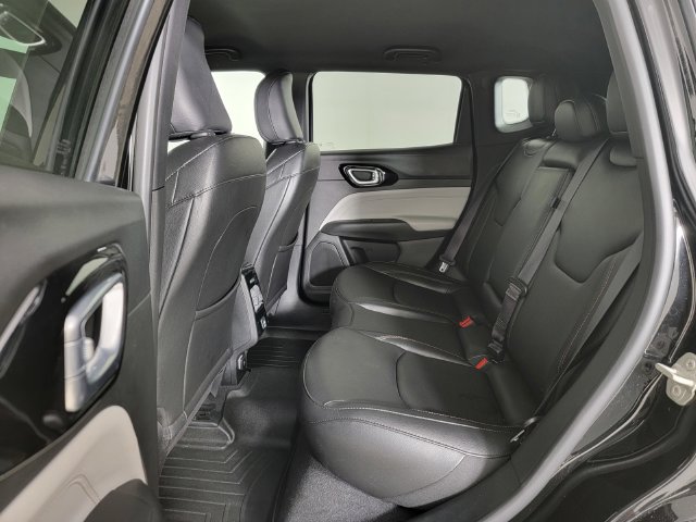 Used 2024 Jeep Compass Limited AWD/4WD image 15