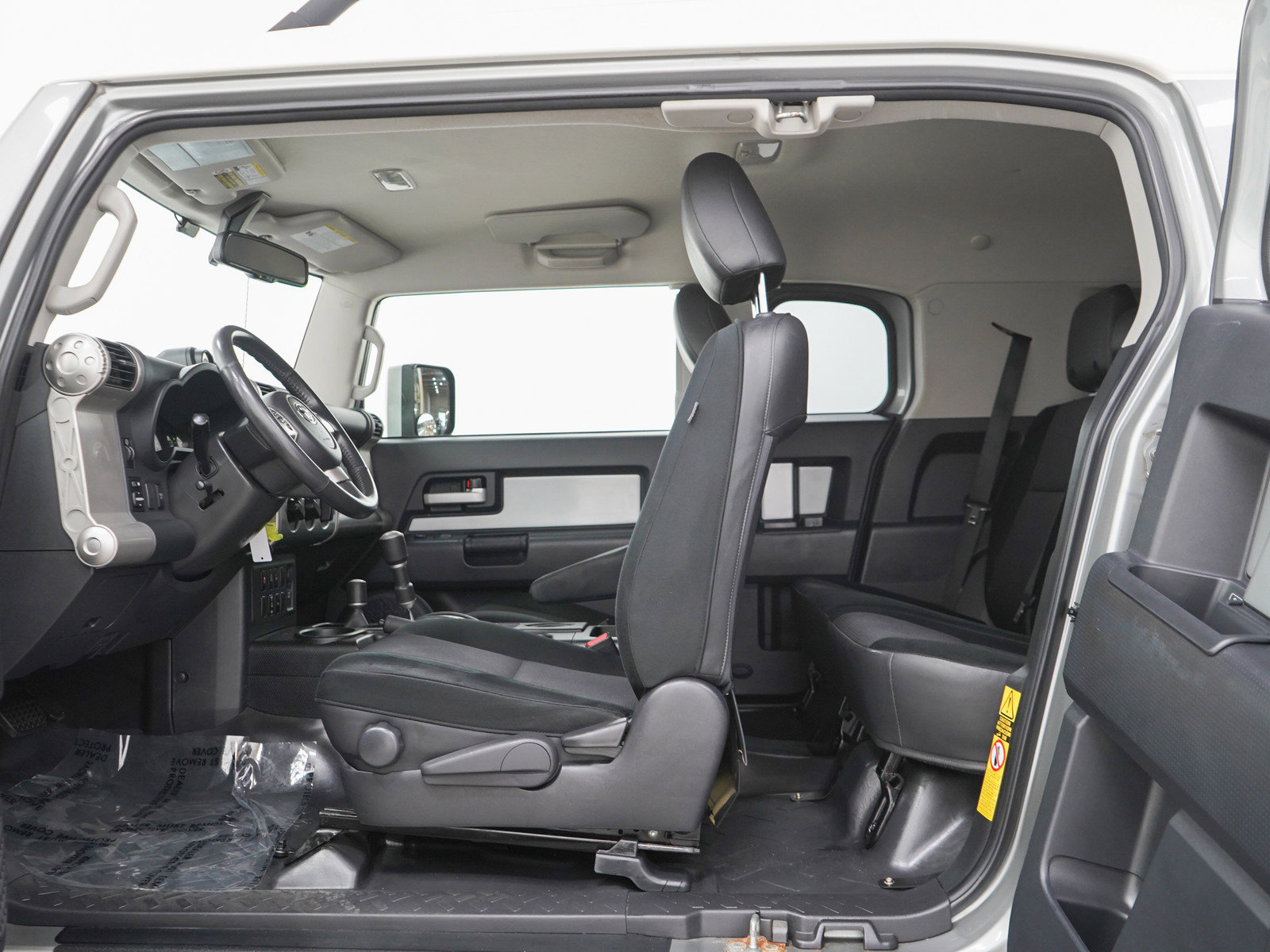 Used 2011 Toyota FJ Cruiser 4WD w/ Upgrade Pkg image 14