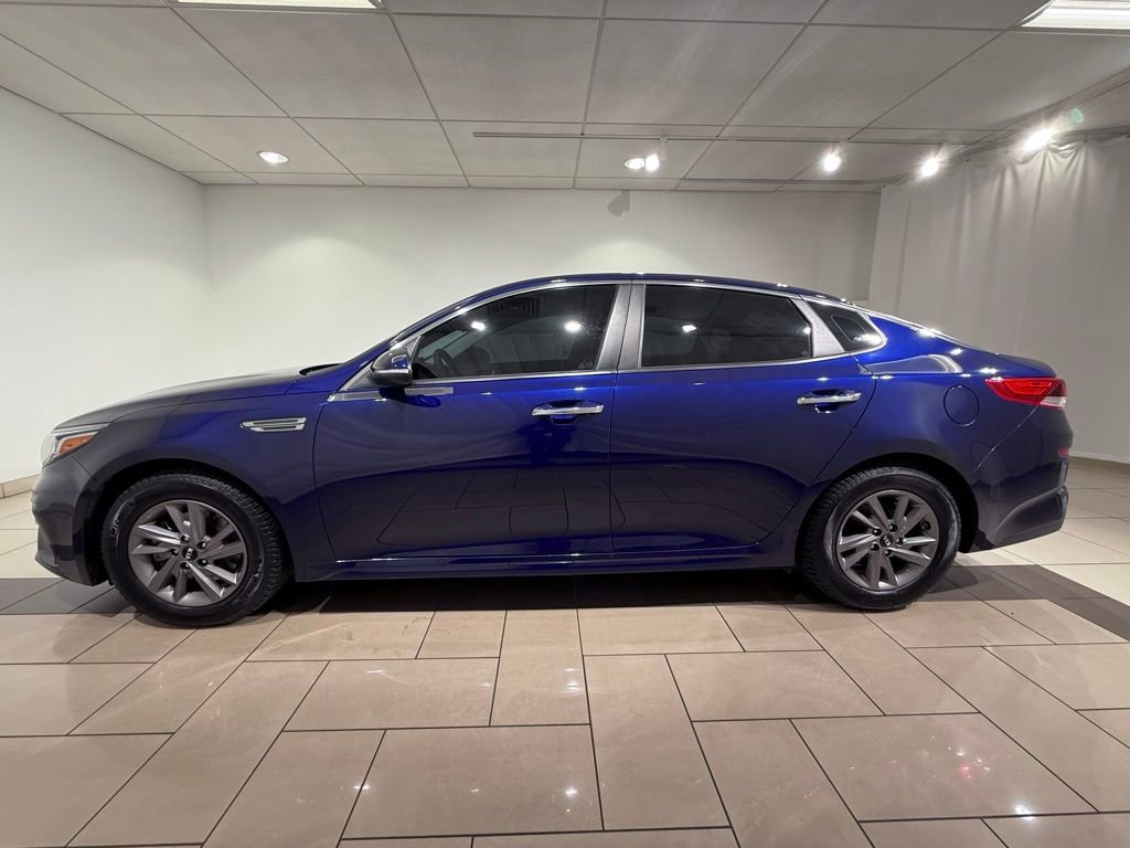 Used 2020 Kia Optima LX image 2